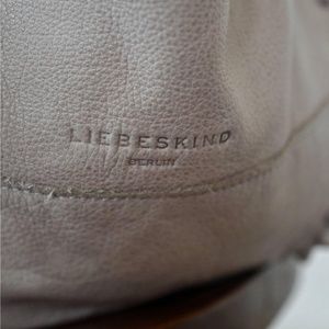 Leather purse {Liebeskin)